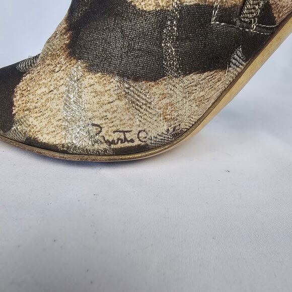 Roberto Cavalli Zebra Metallic Brocade Heels Gold Sole Pointed Toe EU 39 Italy - Picture 6 of 8